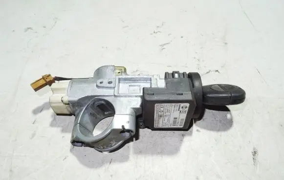 Nissan X-Trail T30 Ignition lock 285909902