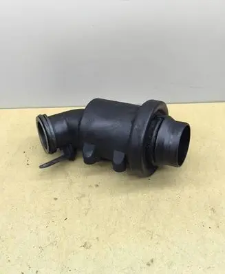 Intake resonator