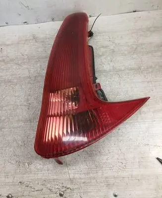 Peugeot 206 Rear/tail lights 1318