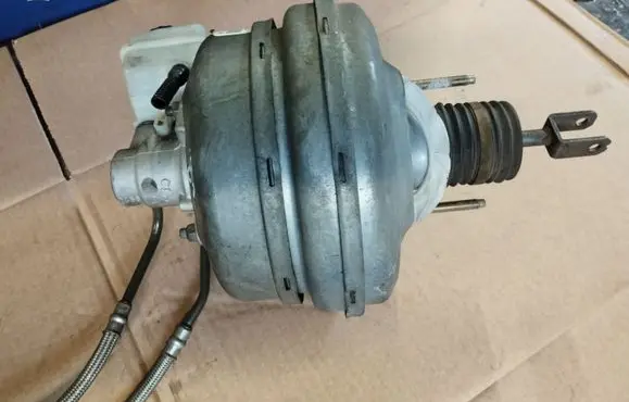 Mercedes-Benz Vaneo W414 Brake booster A0054301530
