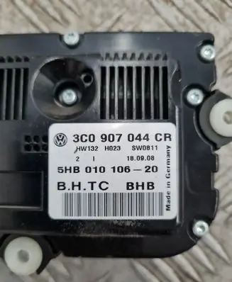 Volkswagen PASSAT B6 Climate control unit 3C0907044CR