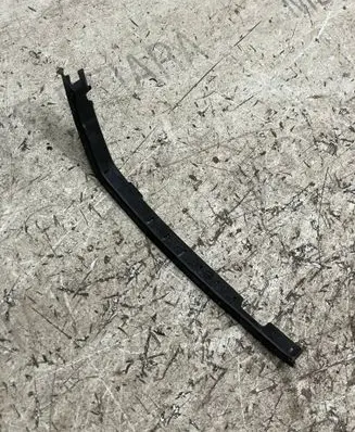 Porsche Macan (95B) Other front door trim element 95B867173