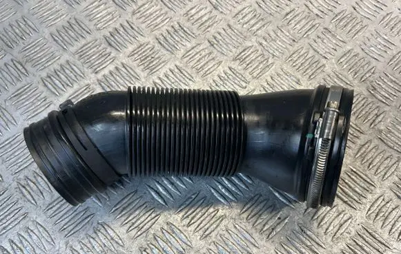 Audi Q3 F3 Air intake duct part 5QA129684