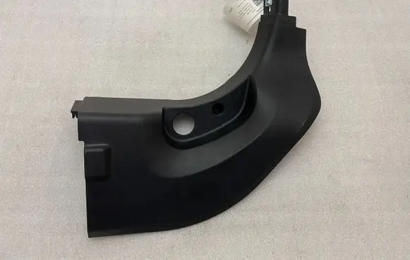 BMW X4 G02 Foot area side trim 7398020