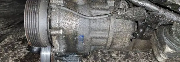 Volkswagen Bora Air conditioning (A/C) compressor (pump) 1j0820803k