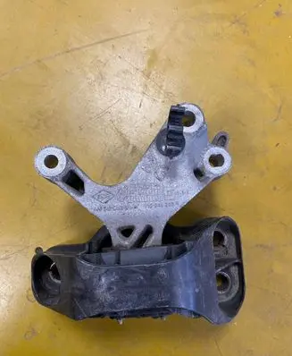Renault Kadjar Engine mount vacuum valve 112846249R