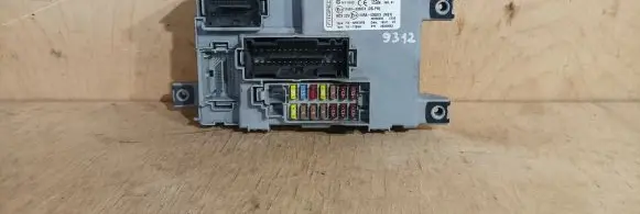 Citroen Nemo Fuse module 01368892080 28290405 1368892080