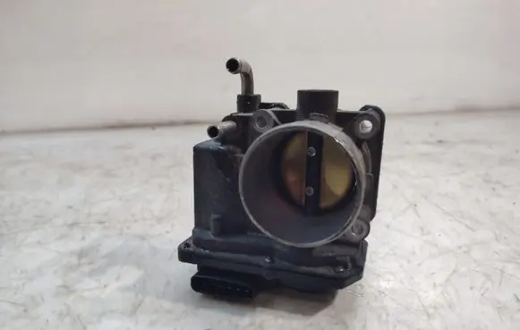 Suzuki Grand Vitara II Throttle valve 65J0