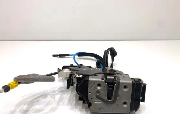 Mercedes-Benz GLK (X204) Rear door lock A0997300235