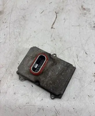 Mercedes-Benz E W211 Headlight ballast module Xenon 5DF00827900 A0028202426