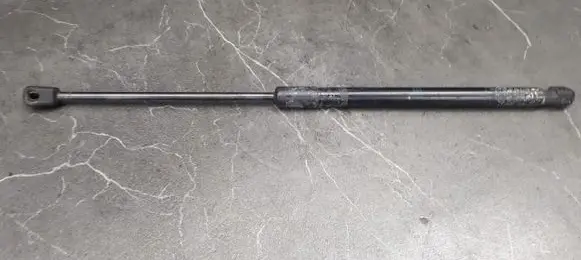 Opel Astra H Tailgate strut 13220159