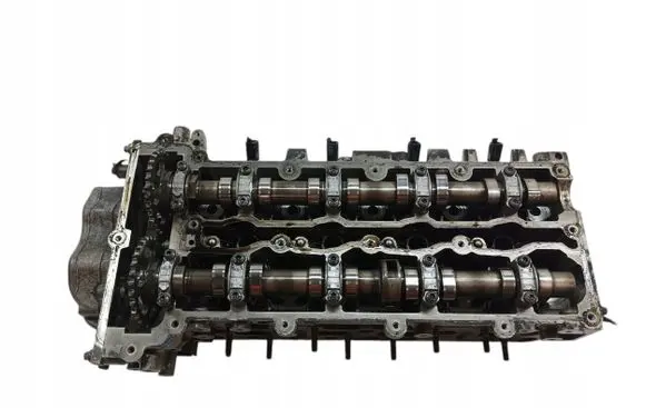 Mercedes-Benz Sprinter W906 Engine head R6510160201