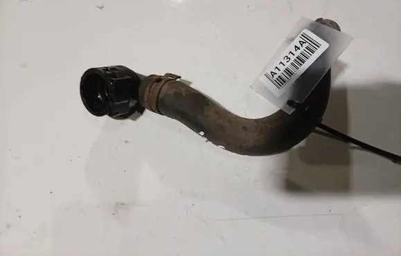Volkswagen PASSAT B6 Engine coolant pipe/hose 