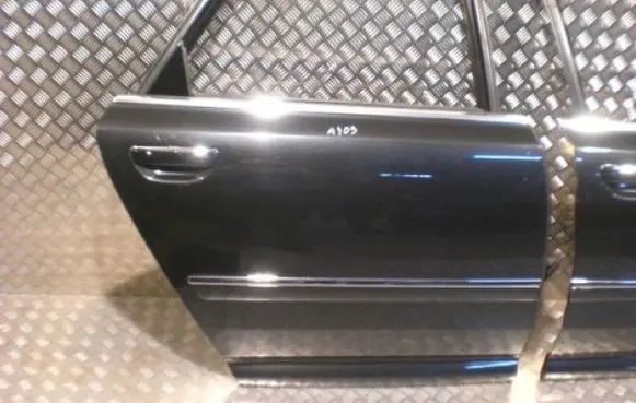 Audi A8 S8 D3 4E Front door