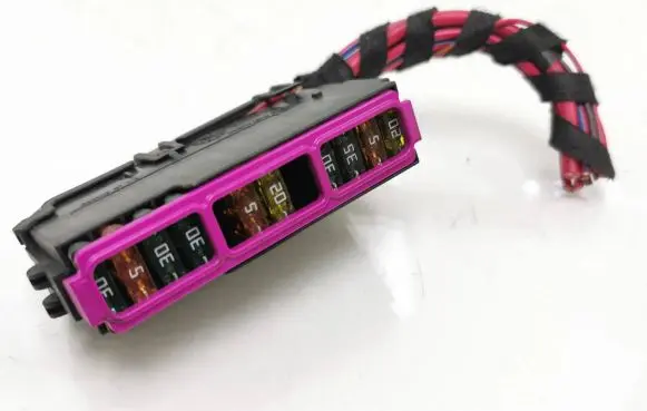 Audi A6 S6 C6 4F Fuse module 8K0941824