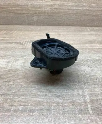 Audi A6 S6 C6 4F Front door speaker 4F9035411