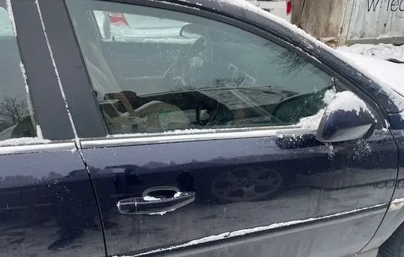 Opel Signum Front door window glass four-door 