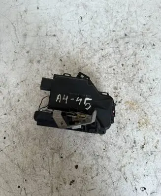 Audi A4 S4 B6 8E 8H Rear door lock 4B0839015D