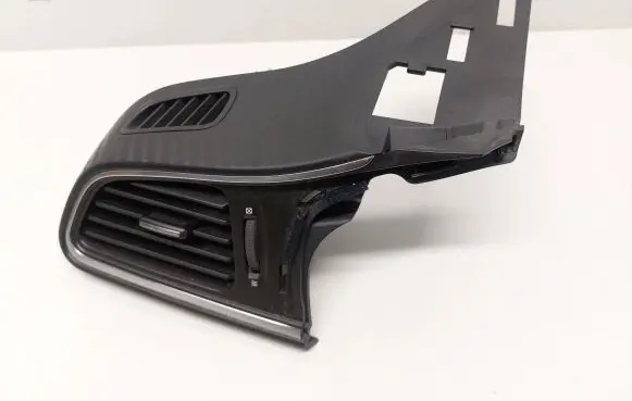 Renault Kadjar Dashboard side air vent grill/cover trim