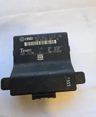 Volkswagen Golf IV Gateway control module 1K0907530E 1K0907951