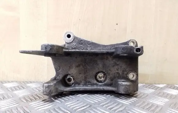 Generator/alternator bracket