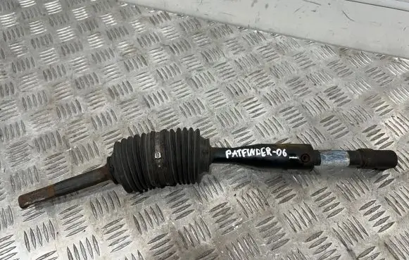 Nissan Pathfinder R51 Steering column universal joint