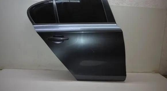 BMW 1 E81 E87 Rear door