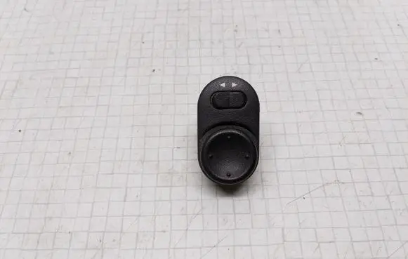 Opel Zafira A Wing mirror switch 09226861