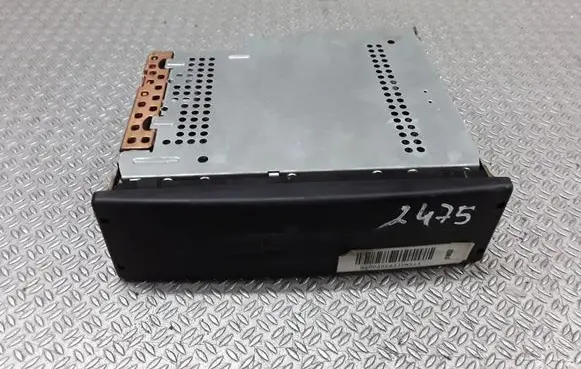 Renault Espace - Grand espace IV Radio/CD/DVD/GPS head unit 8200205833