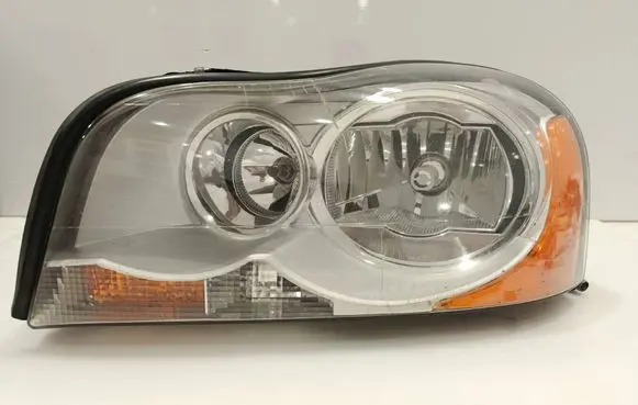 Volvo XC90 Headlight/headlamp 8620859 89007593