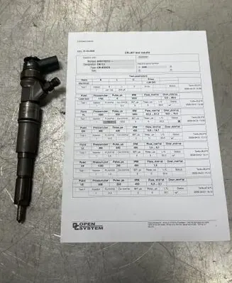 BMW 5 E60 E61 Fuel injector 0445110219