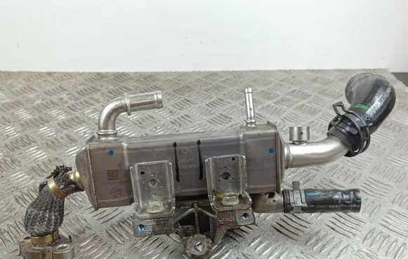 Jeep Grand Cherokee EGR valve cooler 05281255AK