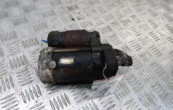 Toyota Avensis T270 Starter motor