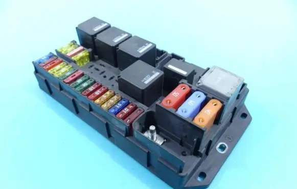 Land Rover Range Rover L322 Fuse box set 518879002 IMPRK1287100