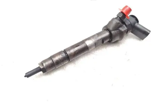 BMW 1 E81 E87 Fuel injector 7798446 0445110289