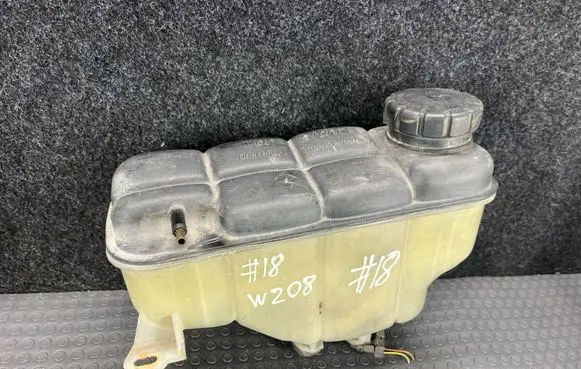 Mercedes-Benz CLK A208 C208 Coolant expansion tank/reservoir 2025000649