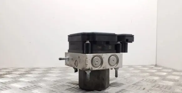 Audi A1 ABS Pump 6R0614517AL 6R0907379BA