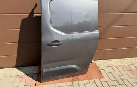 Opel Combo E Side sliding door 