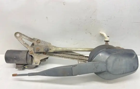 Mercedes-Benz 190 W201 Front wiper linkage and motor A2018200707 2018200707 A2018240149