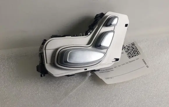 Mercedes-Benz C W205 Seat control switch A2059057451 13019647