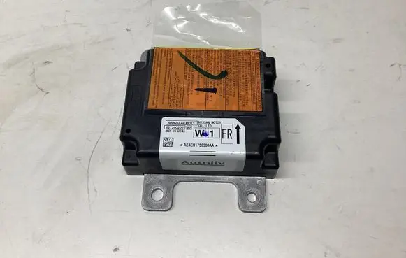 Nissan Qashqai Airbag control unit/module 988204EH0C