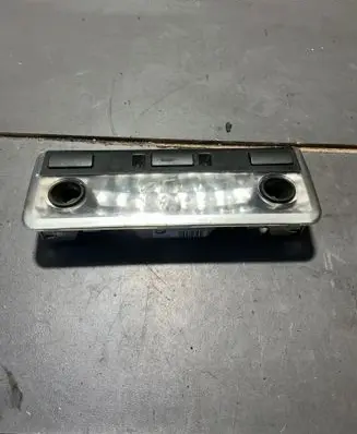 BMW X5 E53 Front seat light 633183799089 771302