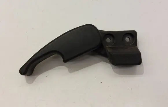 Volkswagen Golf III Engine bonnet (hood) release handle 1H1823533