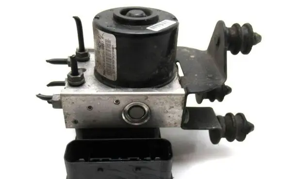 Volkswagen Golf V ABS Pump 1K0614117AE