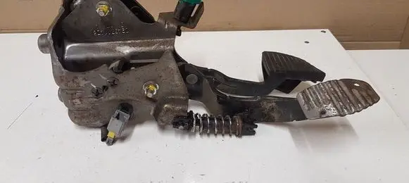 Citroen Berlingo Pedal assembly 0943211408 094321206 32110E4010