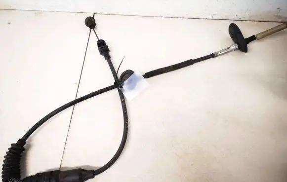 Handbrake/parking brake wiring cable