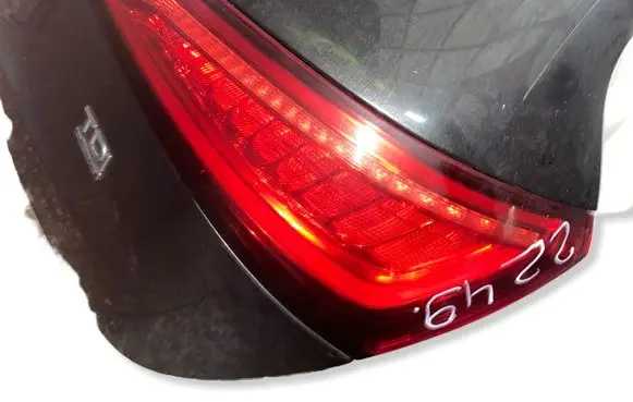 Audi Q5 SQ5 Tailgate rear/tail lights 