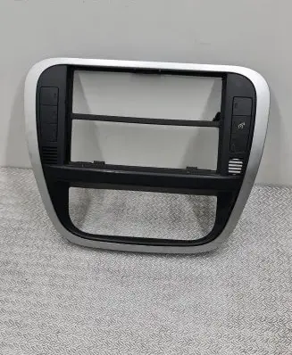 Citroen C3 Radio/GPS head unit trim 9653074277