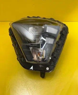 Hyundai Kona II Headlight/headlamp 92101BE050
