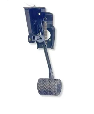 Mercedes-Benz CLK A209 C209 Brake pedal A2032900401